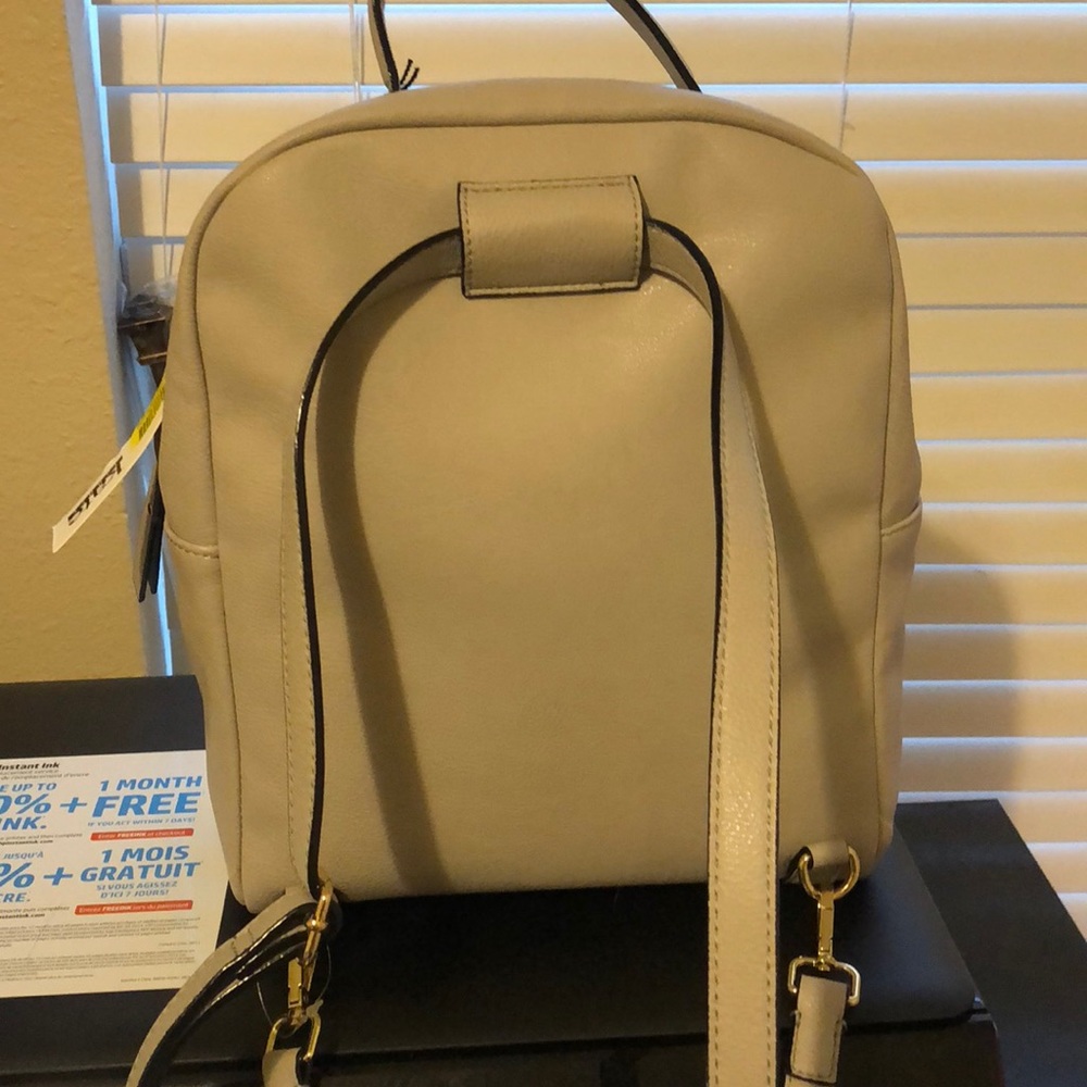 Sold - Picture 2 of 3